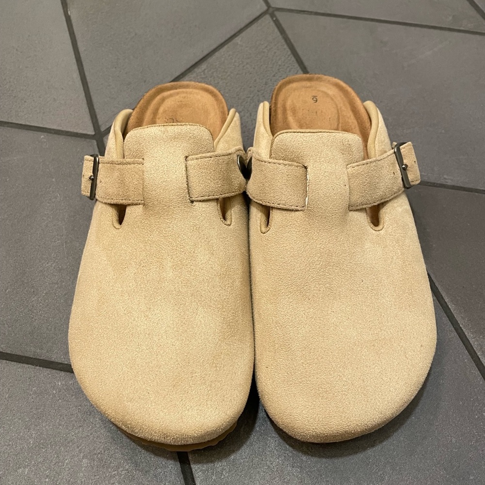 Womens Clogs